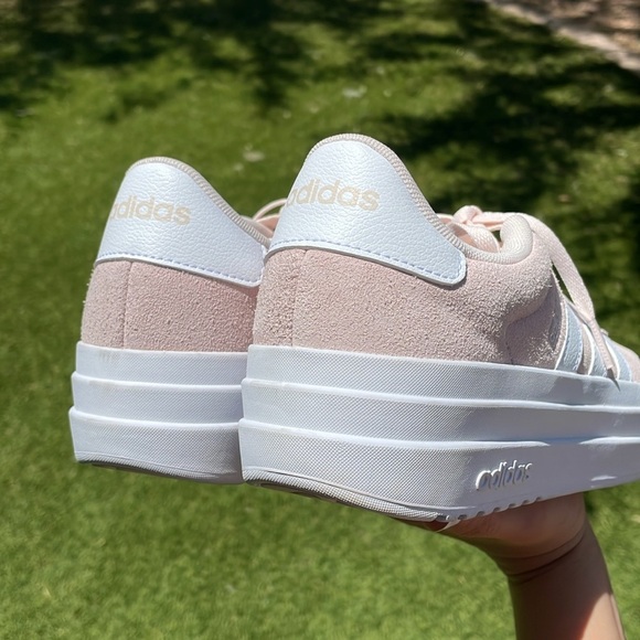 NWT ADIDAS VL Court Bold Sneakers! - Picture 8 of 13